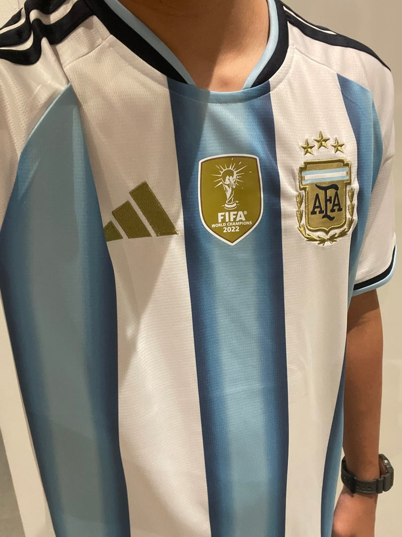 Obsessed with this jersey! 3 stars look amazing
